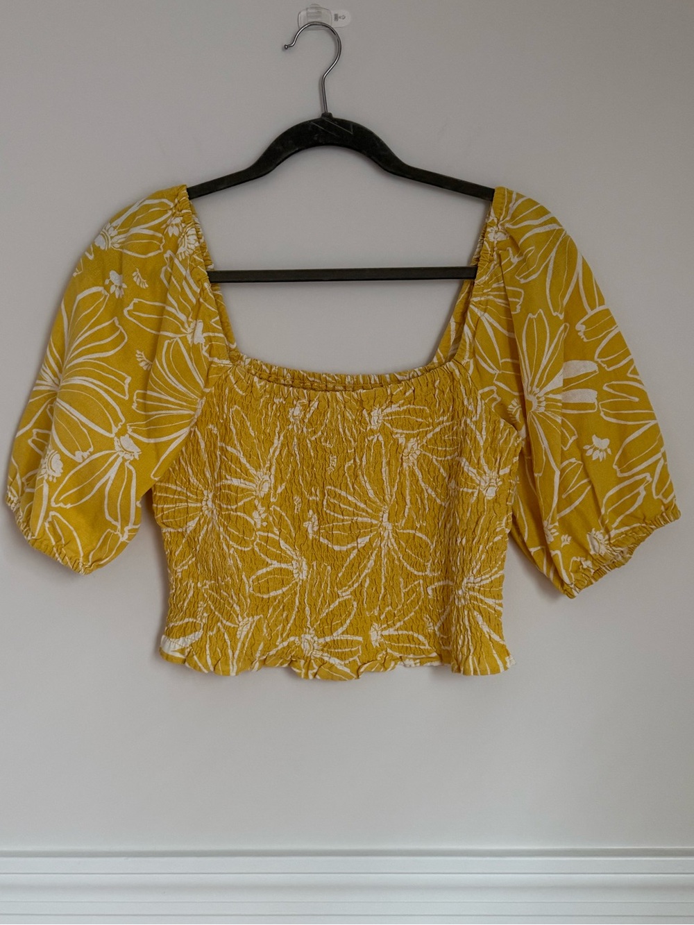 Universal Thread Yellow Floral Top